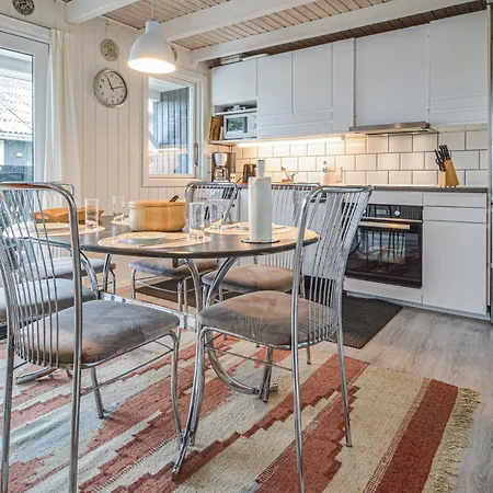 Two-bedroom In Prázdninový dům Hemmet