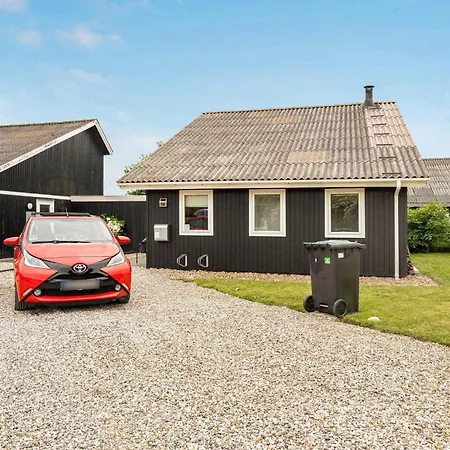 Dom wakacyjny Two-bedroom In Hemmet