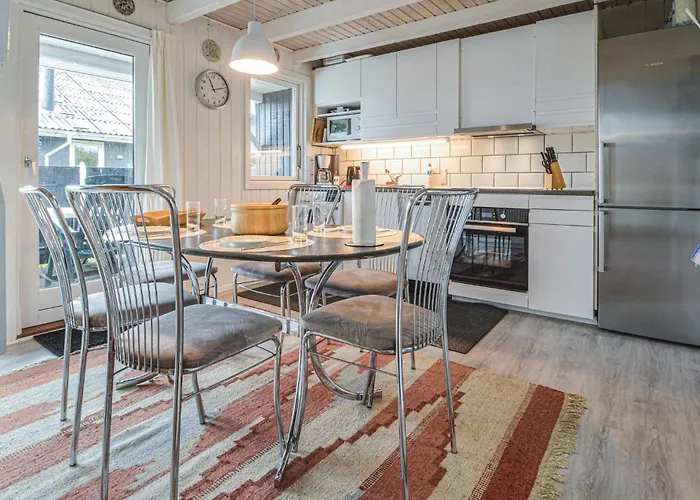 Two-bedroom In Dom wakacyjny Hemmet