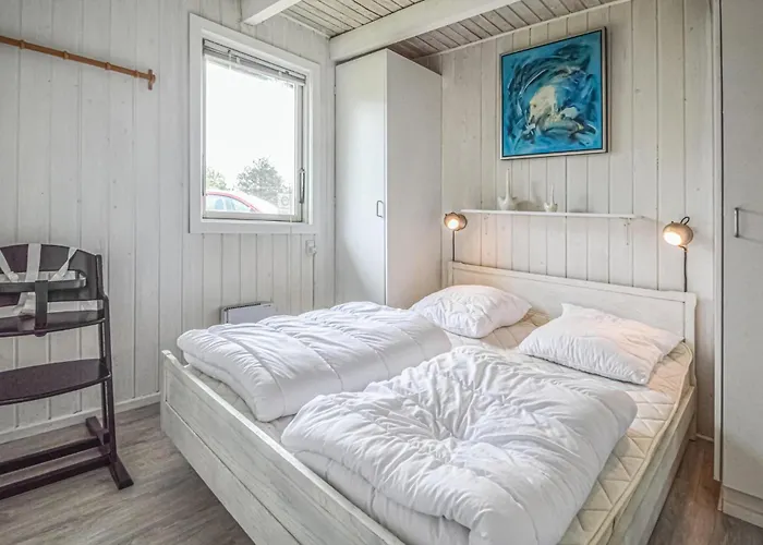 Two-bedroom In * Hemmet